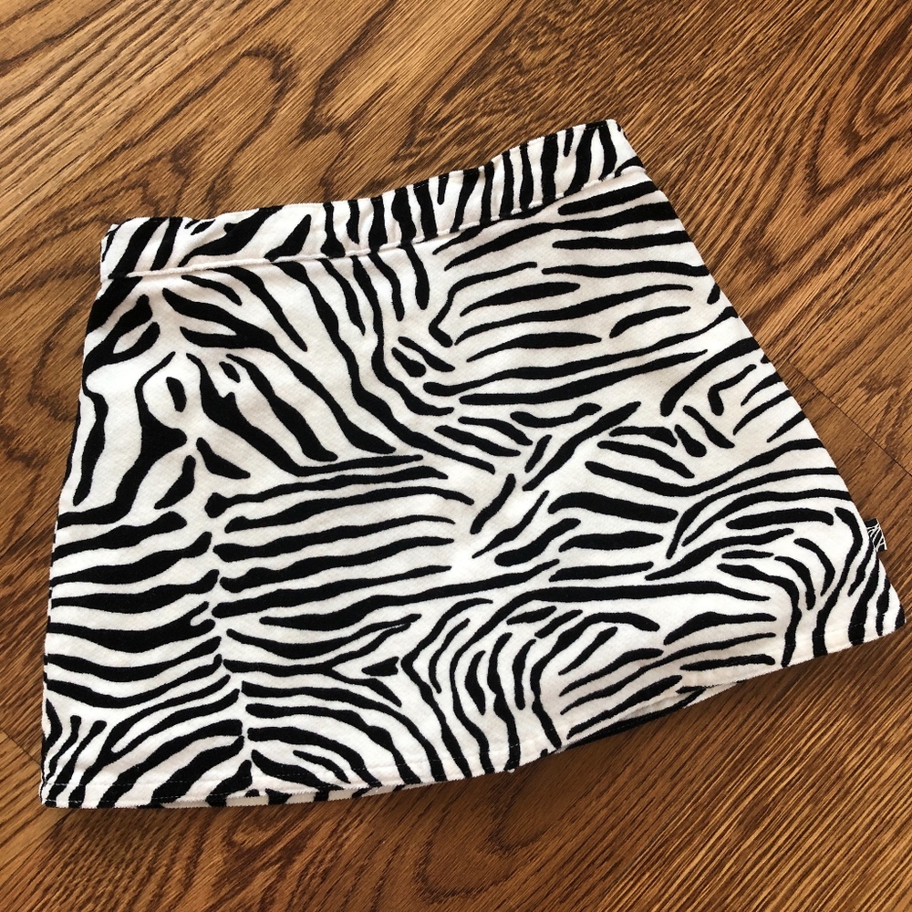 Gymboree Sz 4 Black White Zebra Print Cotton Skort